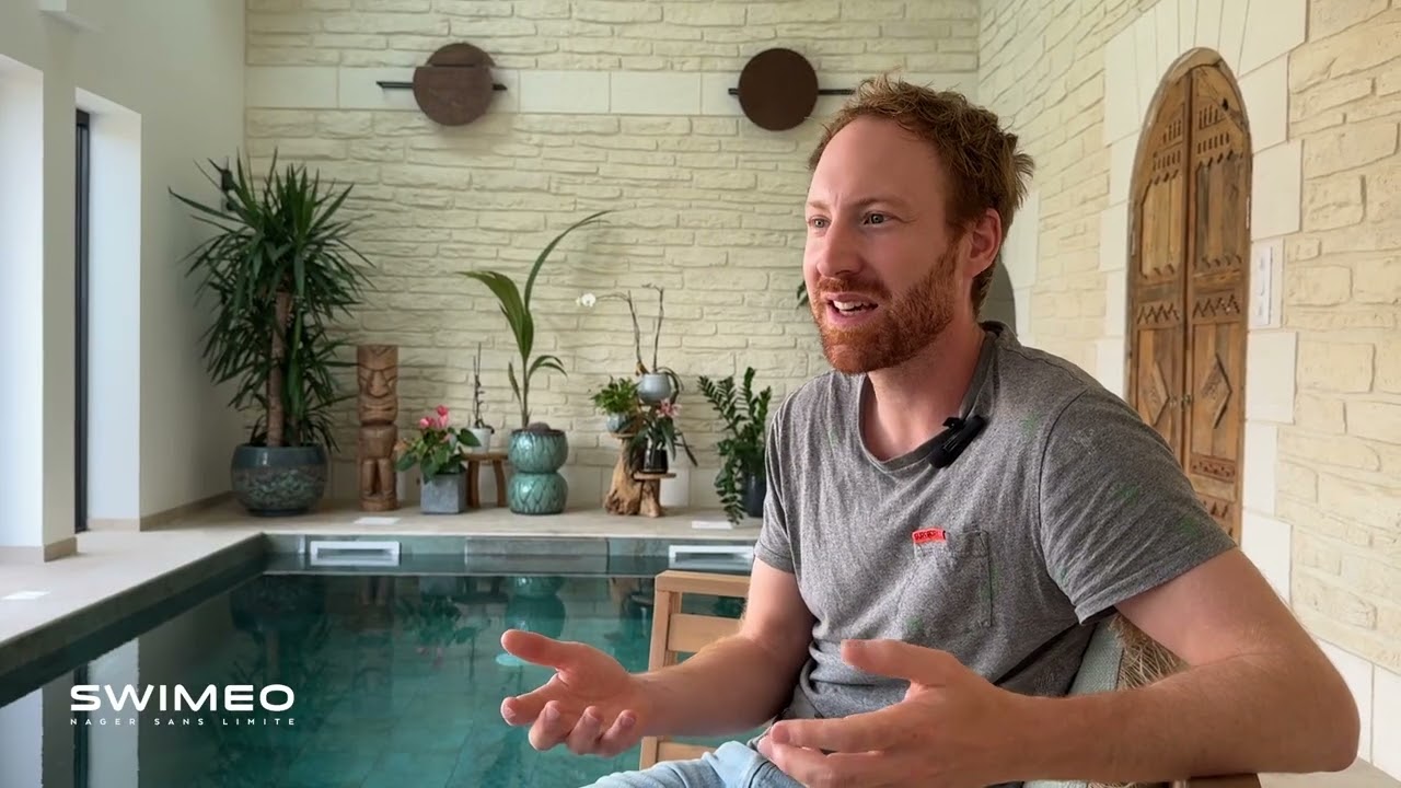 Une piscine intérieure pour nager toute l'année
