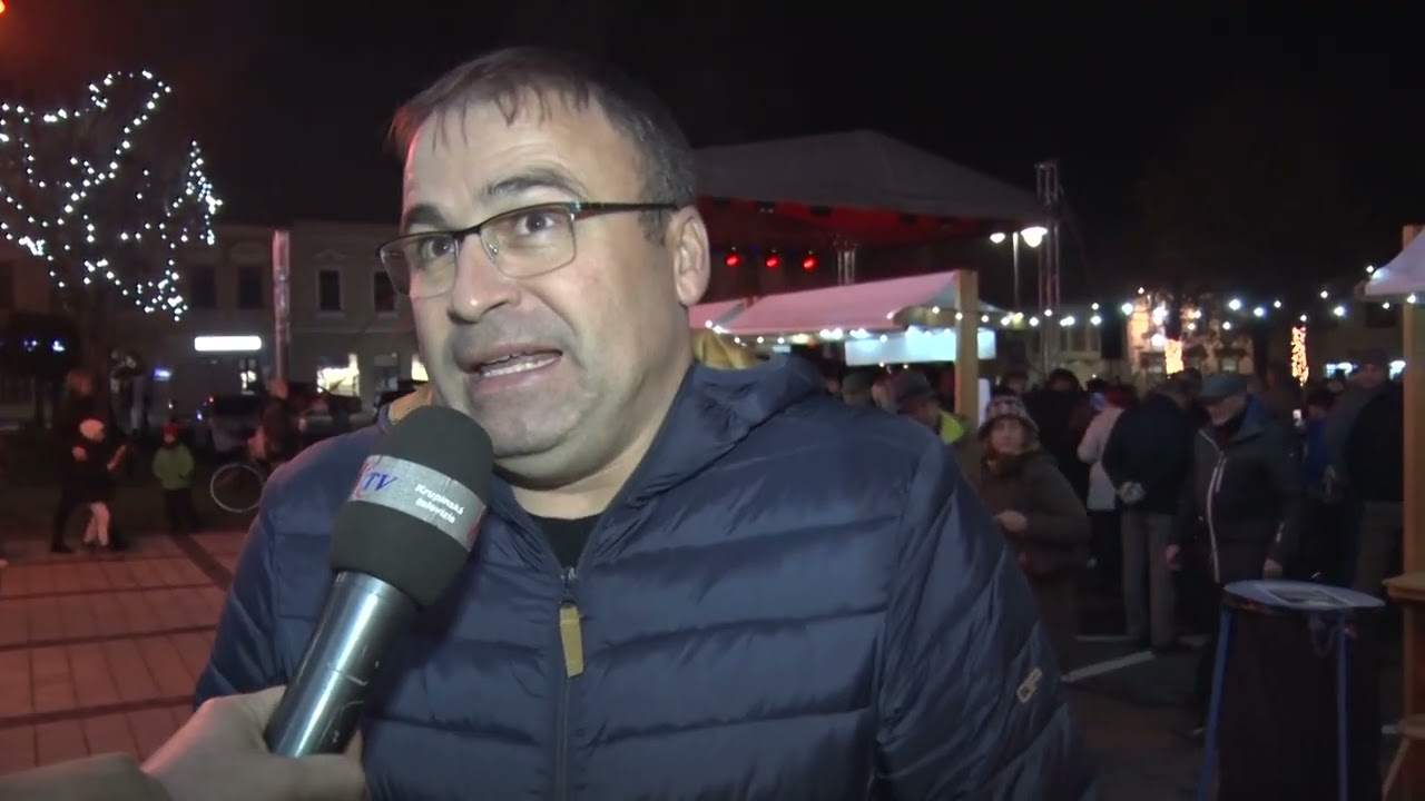 Vianočný radničný rínok