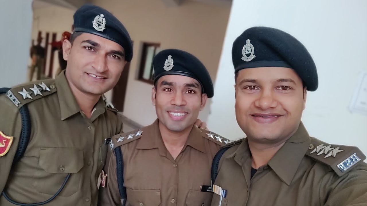 BSF Officers Weapon training
