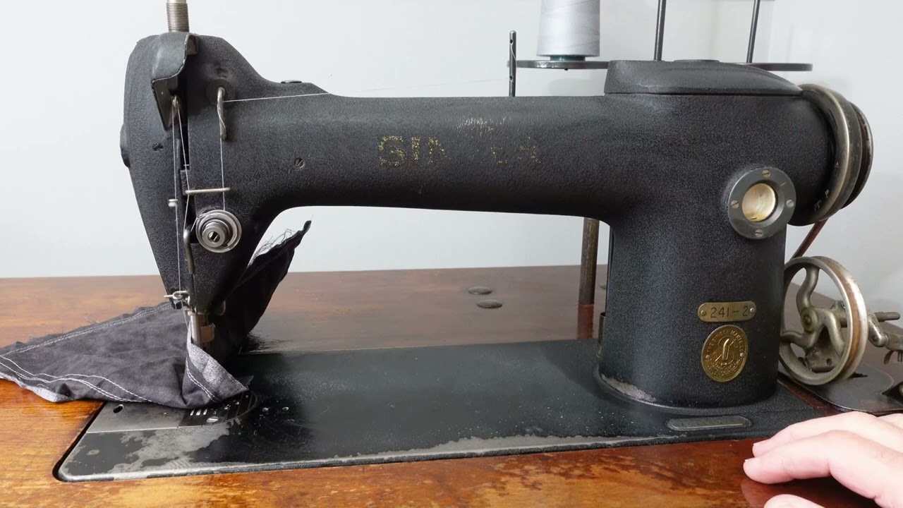 SINGER INDUSTRIAL 241-2 sewing machine DEMO UPGRADED SERVO MOTOR