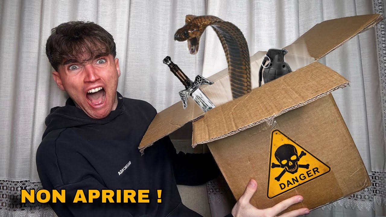 NON dovevo APRIRE quel PACCO! (Mega unboxing SUPER STRANO)
