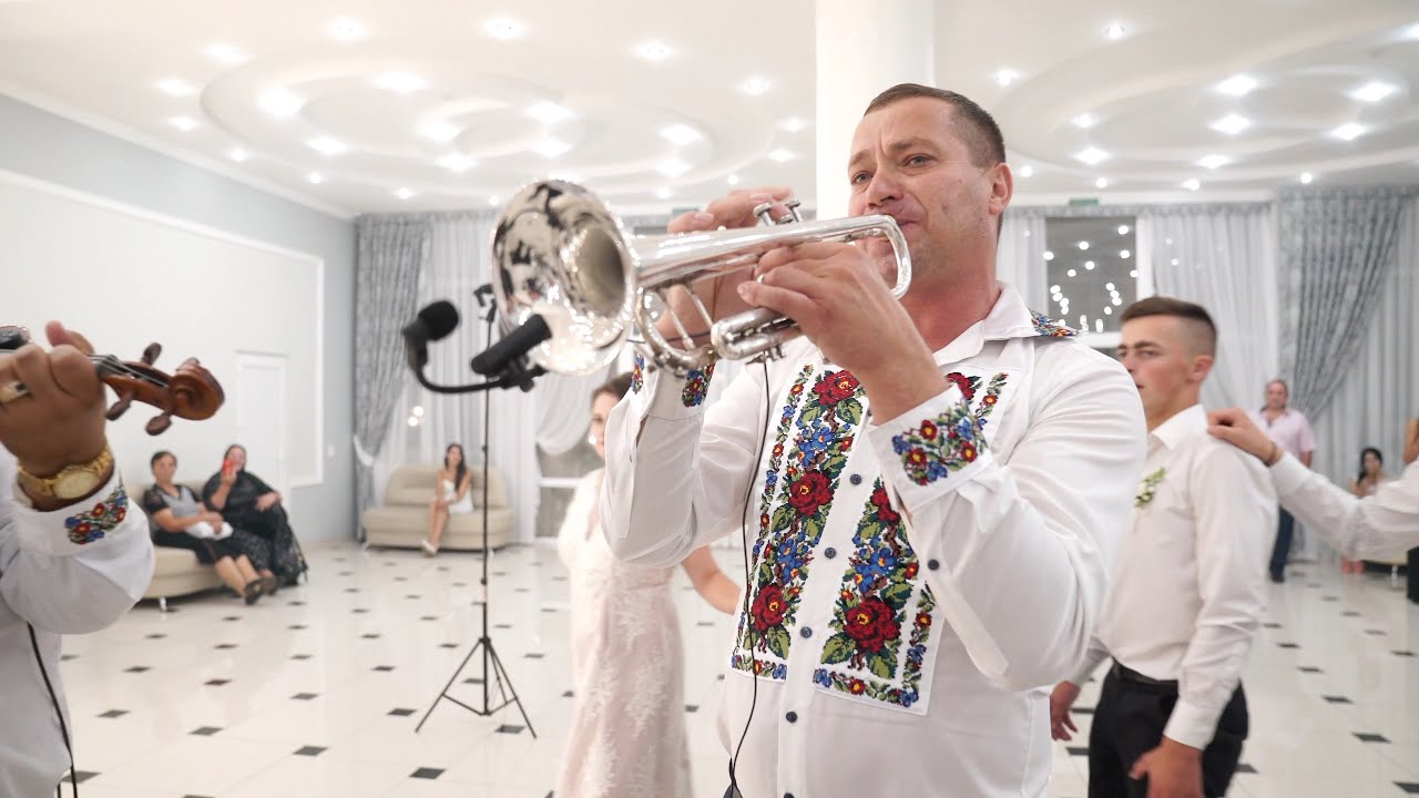 🎺Veselie cu Ion Botnari ❤️  formatia Prietenia canta Muzica populara si de petrecere