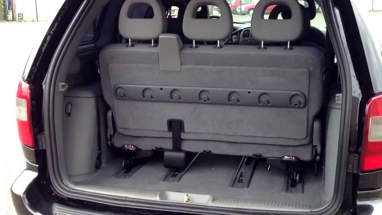 Chrysler Voyager 2.8 CRD SE Year 2005 Video