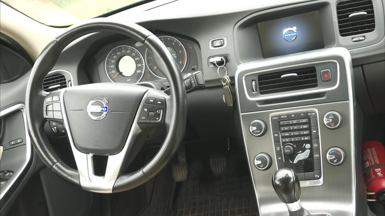 Volvo s60 стерео звук и бас тест