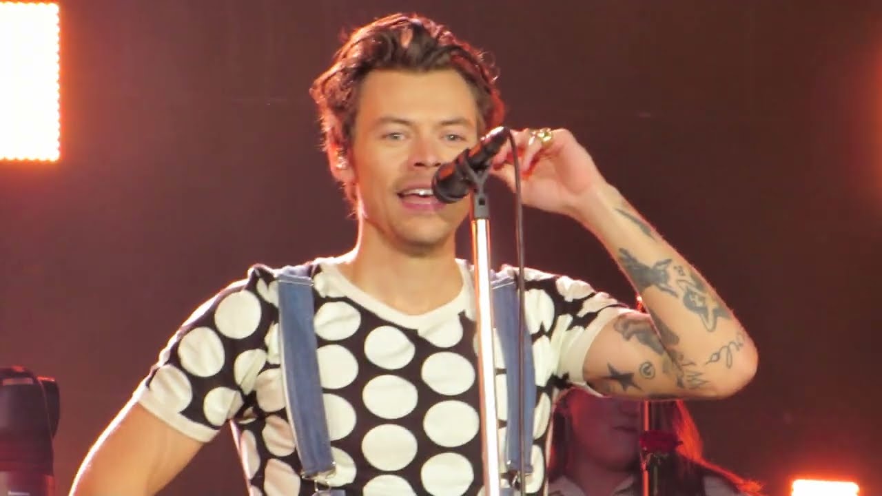 Harry Styles - TPWK & WMYB - Manchester Night Two
