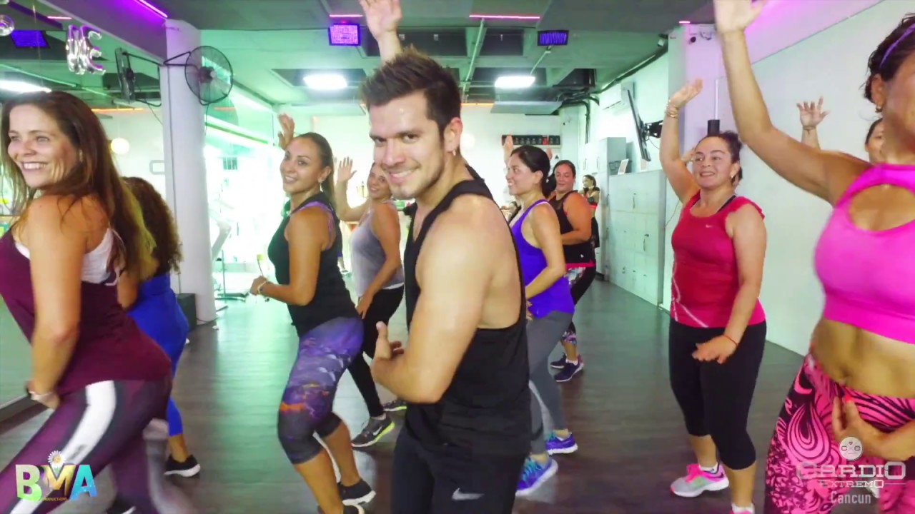 Hoy Tengo Tiempo - Carlos Vives by Cesar James Zumba Cardio Extremo Cancun