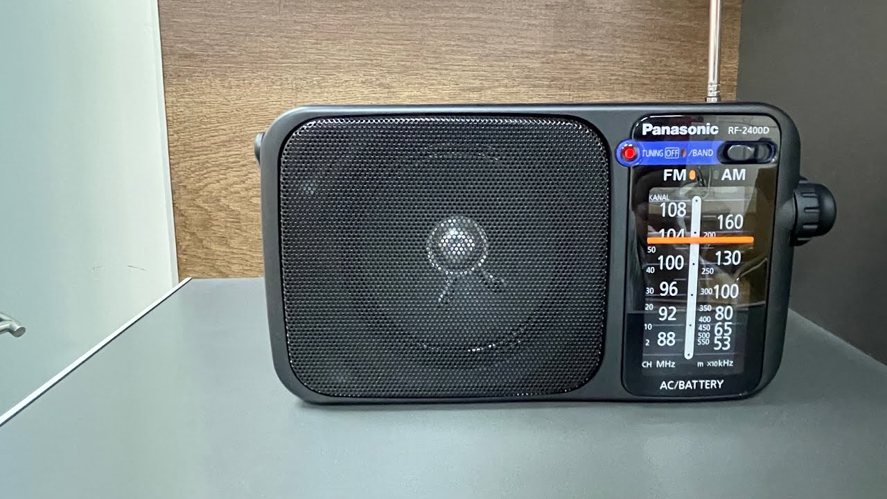 ഇന്നത്തെ കാലത്ത് റേഡിയോ വാങ്ങണോ? | Panasonic RF-2400D Review