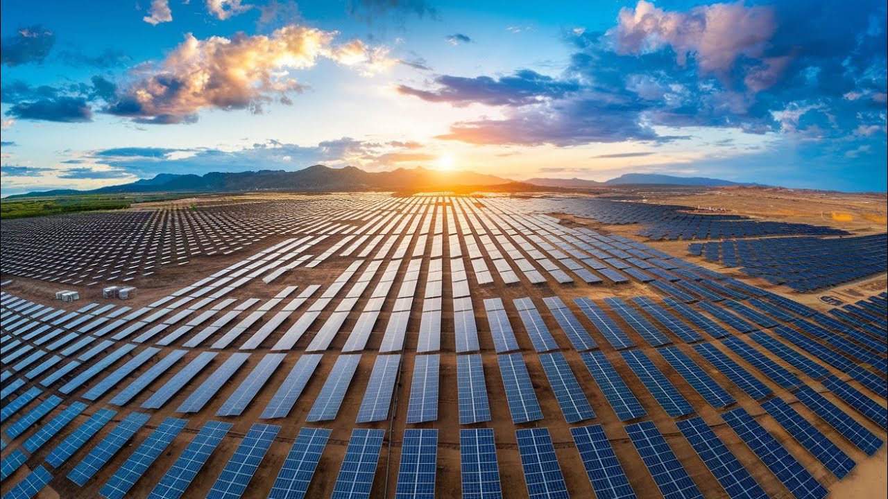 Top 10 Largest Solar Power Plants in the World: Capacity & Impact on Renewable Energy