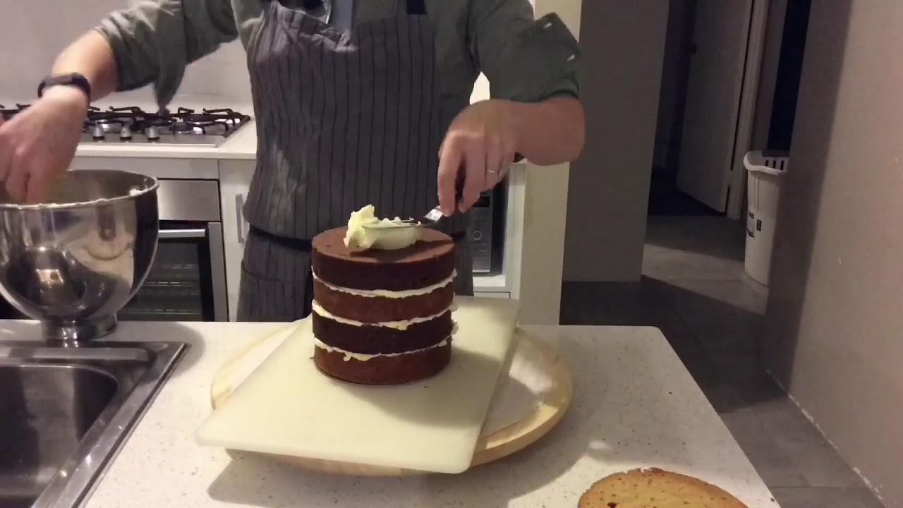 Monster truck mud cake