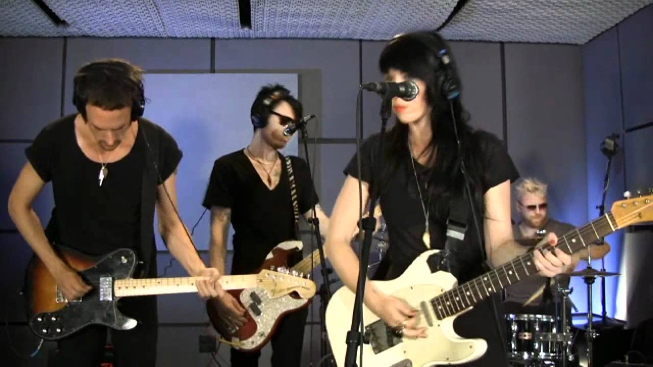 Deluka - Waves (Last.fm Sessions)