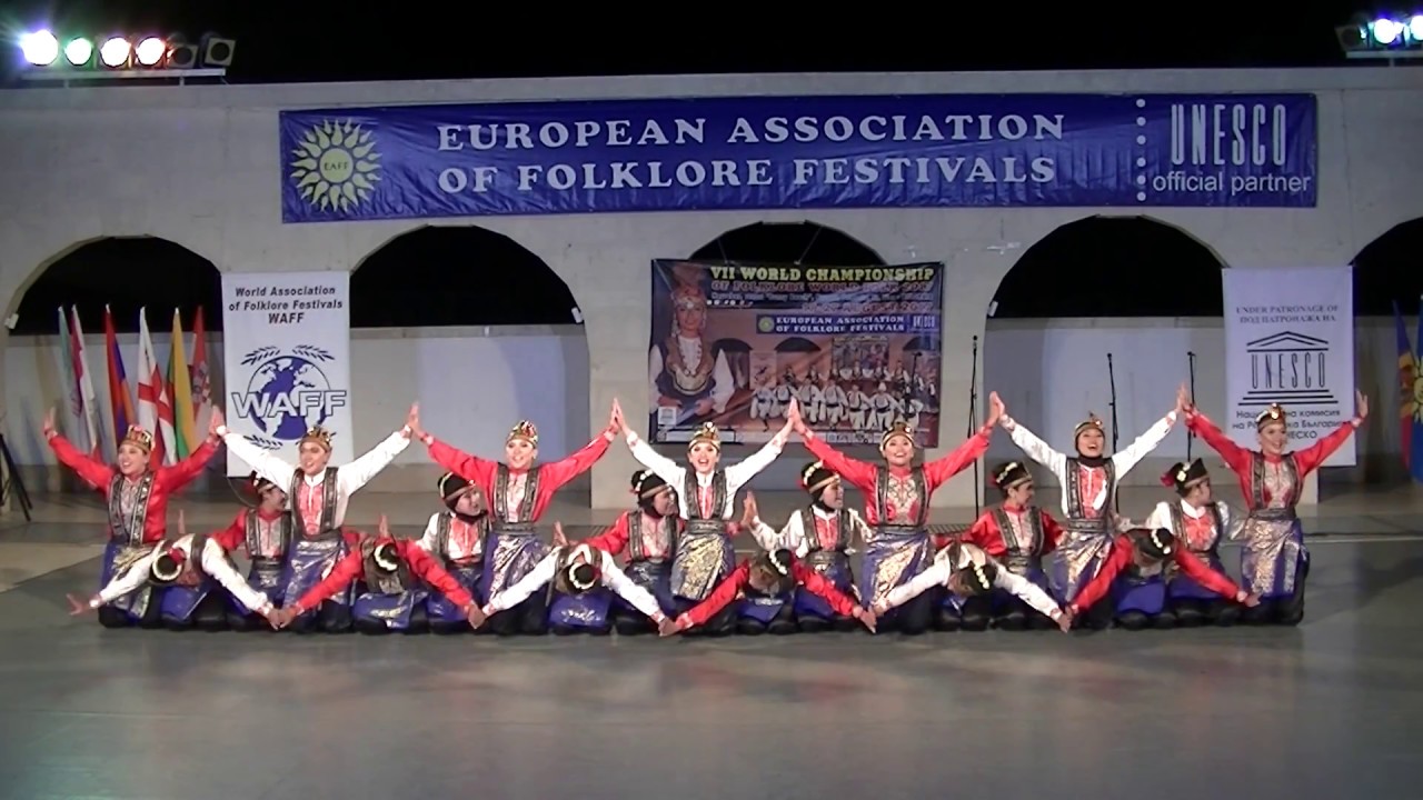 Tari Saman oleh Kencana Pradipa Mengantarkan Indonesia menjadi Juara Dunia di Sveti Vlas, Bulgaria