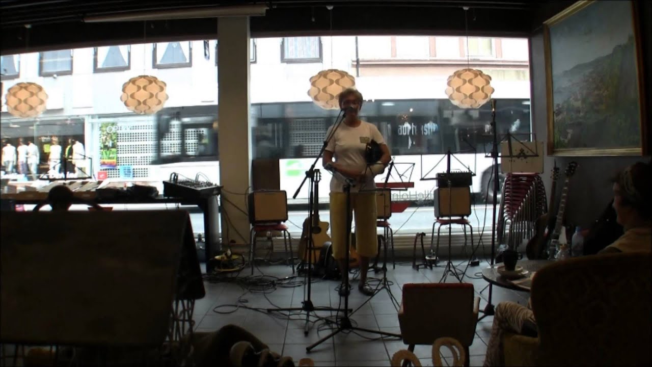 Om Gøy med Ukulele
