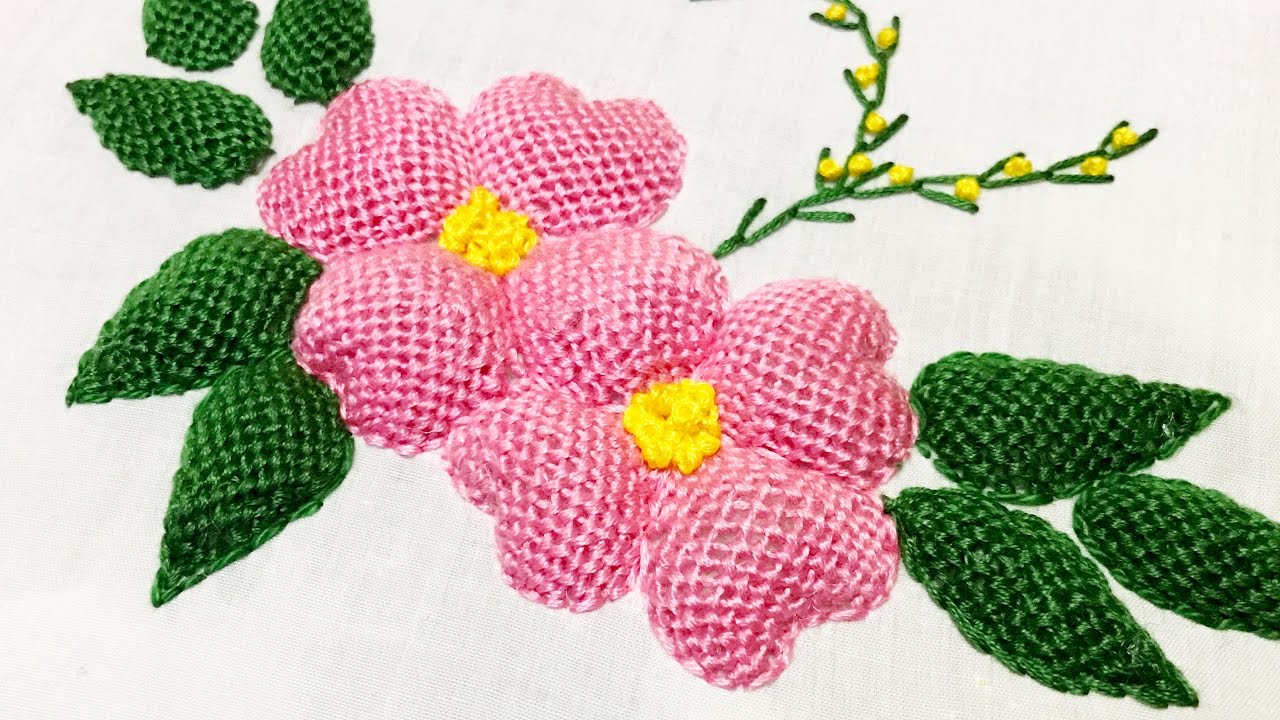 Hand Embroidery: Padded Lace Stitch