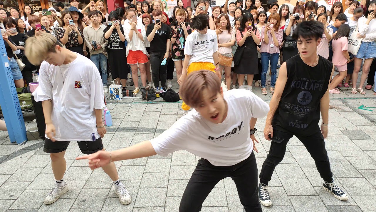 MYM🤩. BLACKPINK 'KILL THIS LOVE' COVER. ENJOYING BUSKING ON HOT SUMMER DAY.