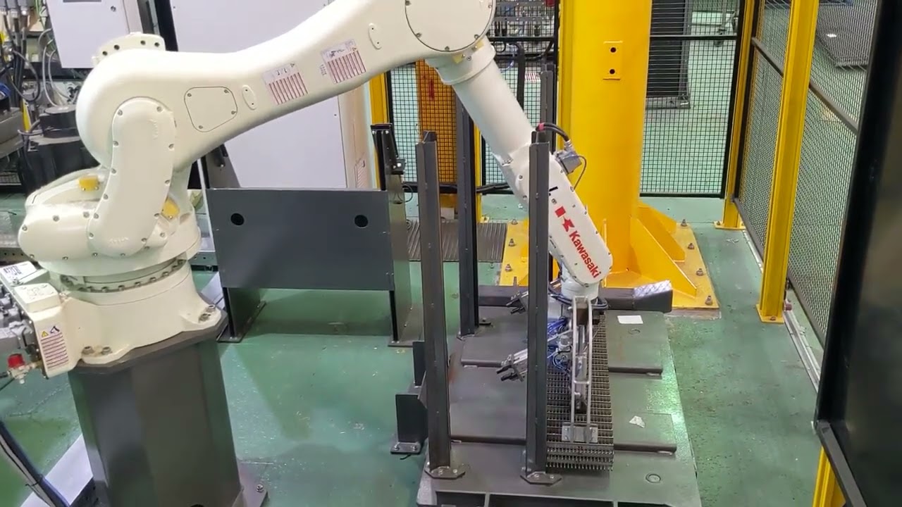 Kawasaki Robotics on the factory: handling and welding