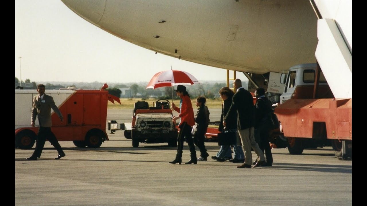 Michael Jackson - Perth Visit 1996