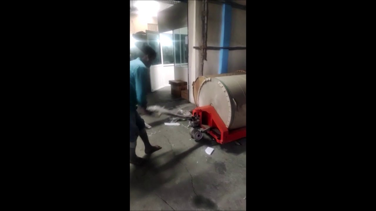 Reel Pallet Truck for Handling Reel & Paper Rolls | ND-REEL Series - Nido Machineries