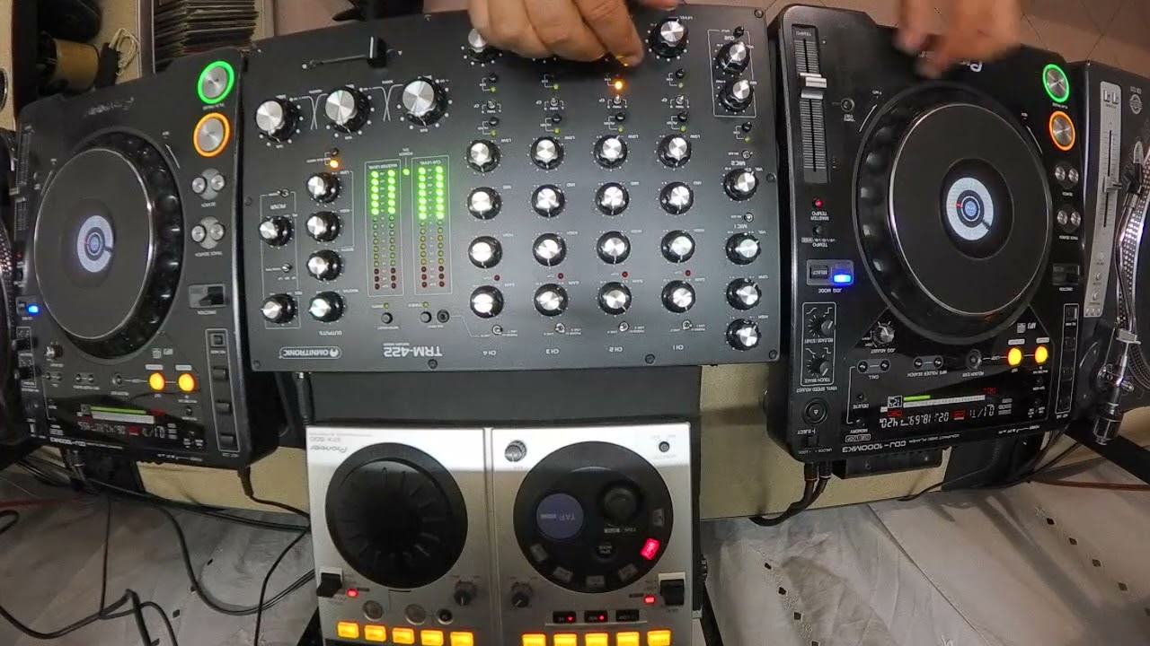HOUSE MUSIC BY MIKY (cdj 1000 mk3 omnitronc trm 422