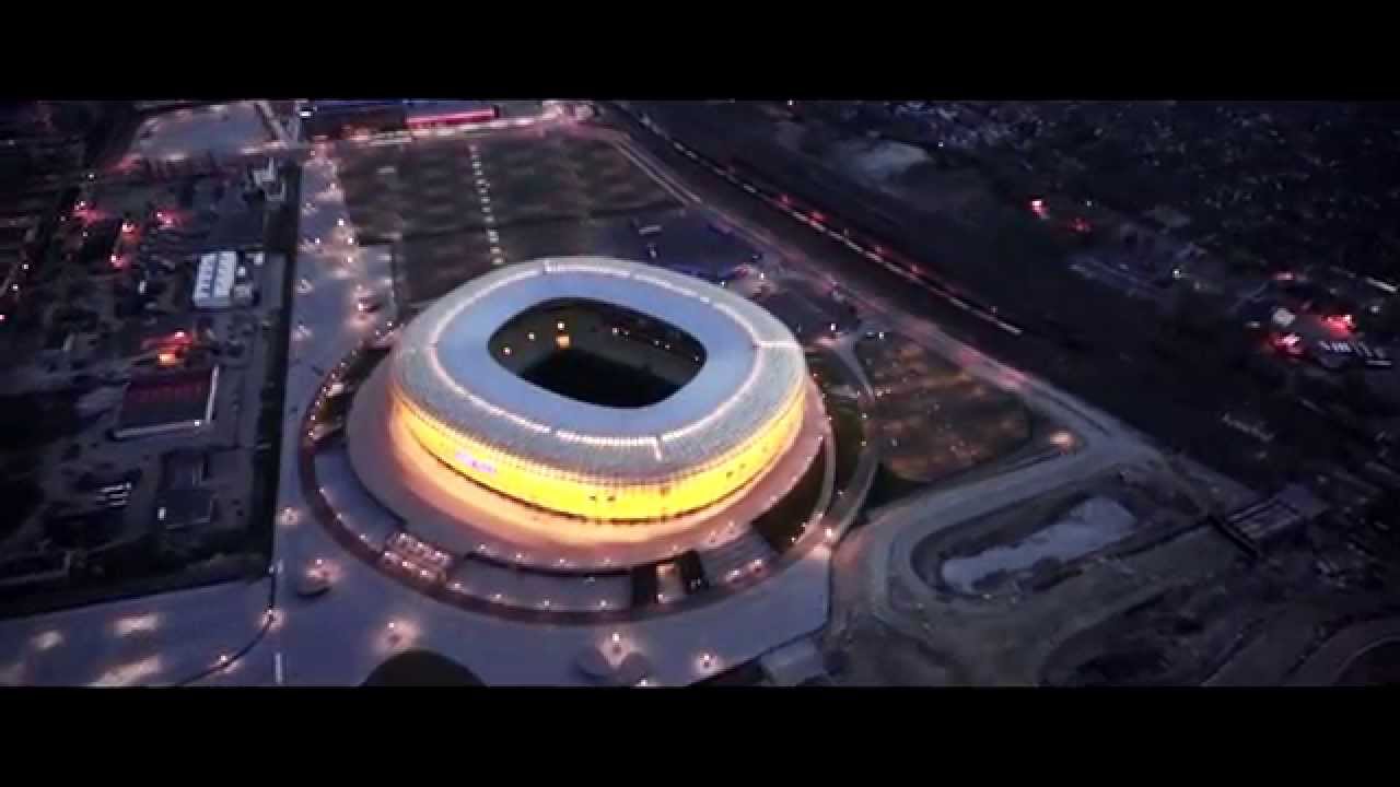 PGE Arena Gdańsk nocą.mp4