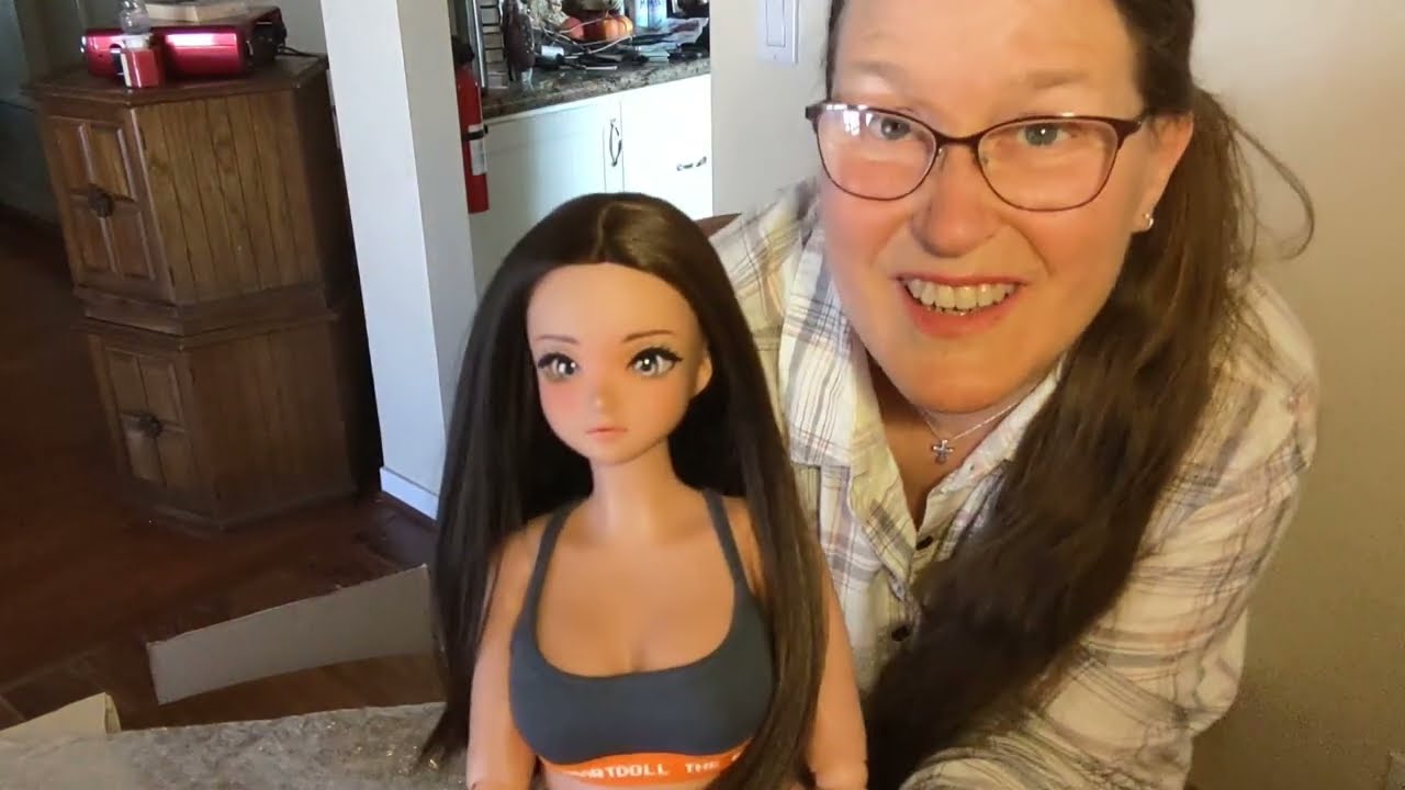 Unboxing my first Pear body Smart Doll in Tea skin Live and Let Live @DannyChoo Culture Japan #doll