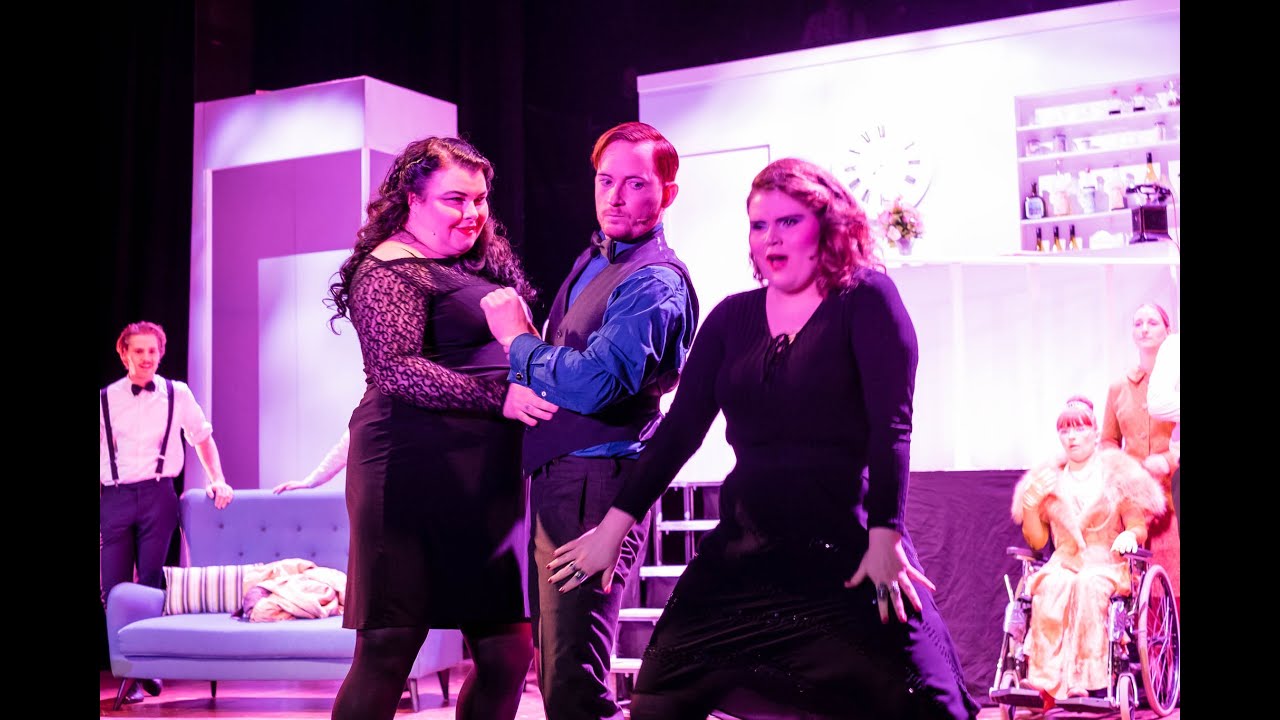 Kvinde kend din krop (Hotel) Musicalteatret 2016