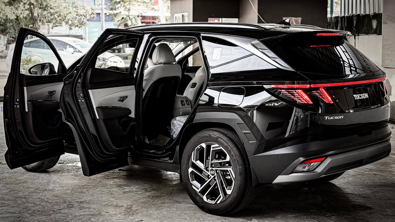 2025 Hyundai Tucson: The Best Luxury Family SUV | Black Edition