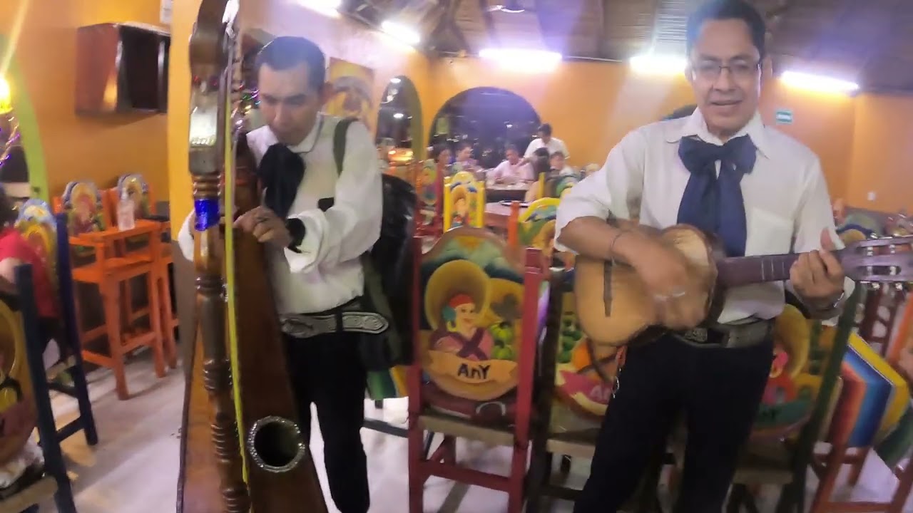 Dinner and Mariachis at the Restaurant ANY in the heart of Zihuatanejo, Mexico
