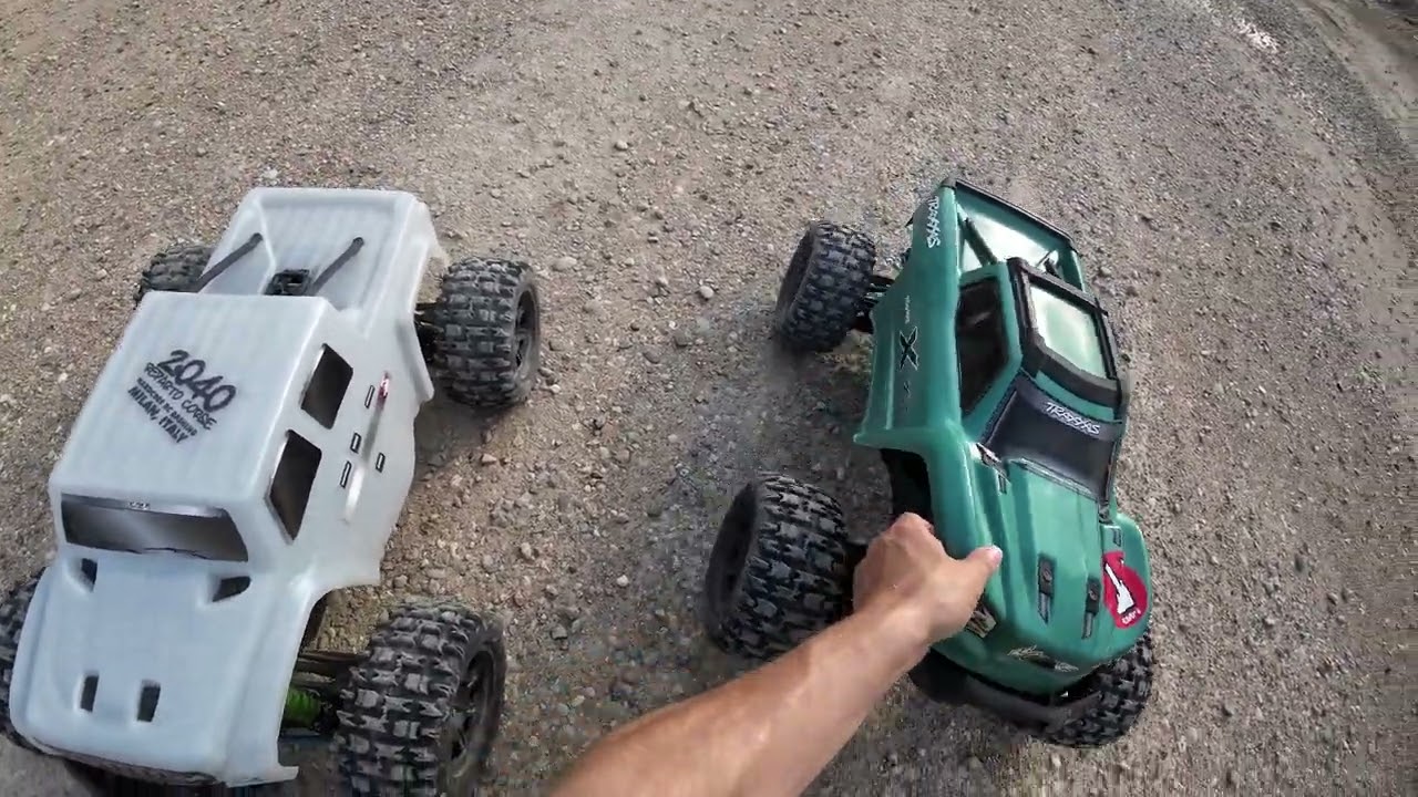Mein X-Maxx mit TMT RC Bodies TMTX8JST-W Karo unbreakable