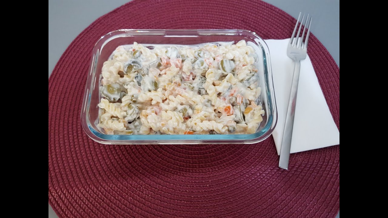 Az Porsiyonlu 1-2 Kişilik Makarna Salatası Tarifi