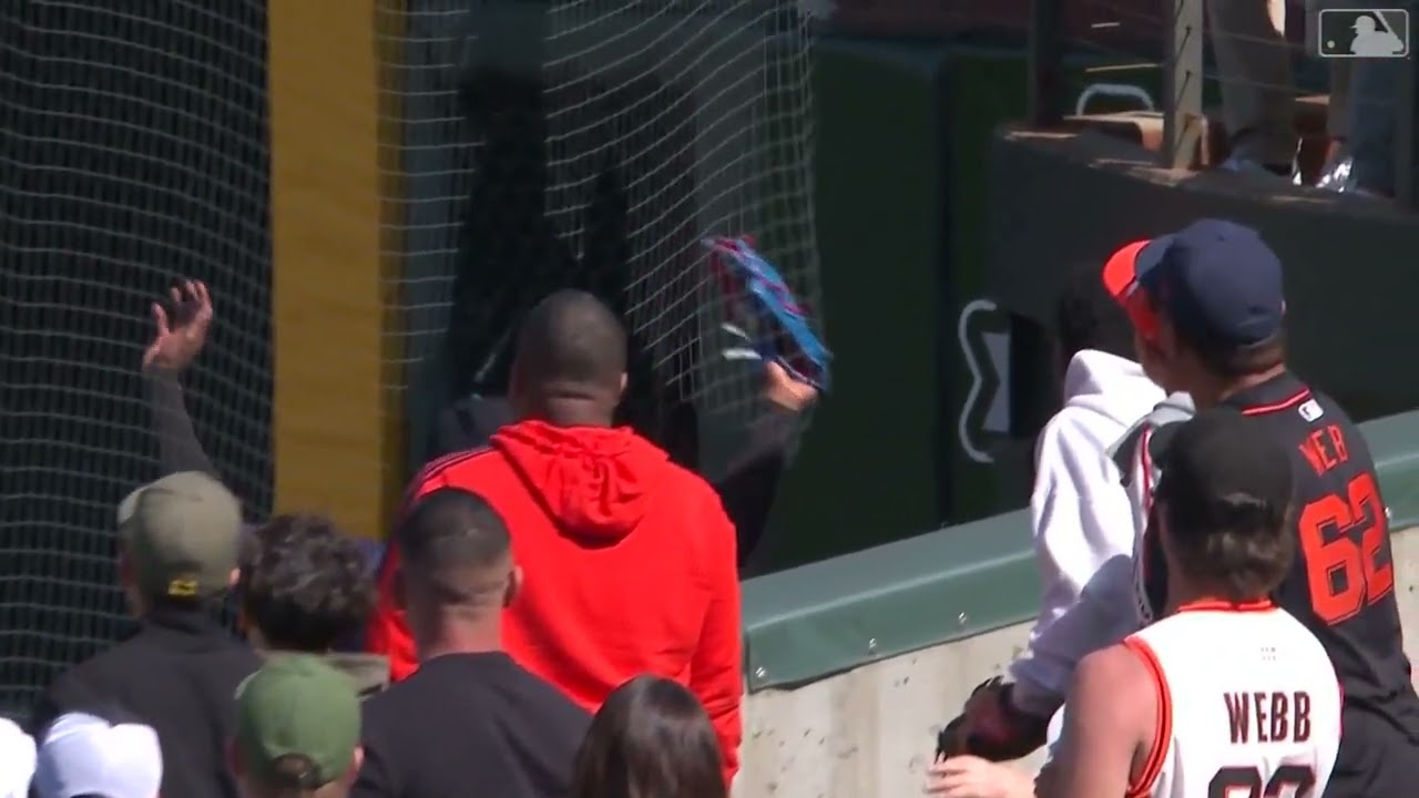 Victor Robles gets carted off the field after incredible catch into the netting