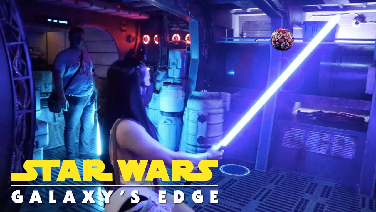 My FIRST VISIT to GALAXY'S EDGE! (reactions + vlog)