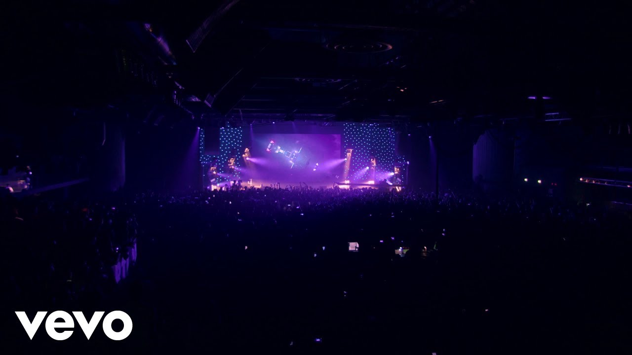 Marracash, Gu&egrave; - Brivido (Live @ Santeria Tour 2017)