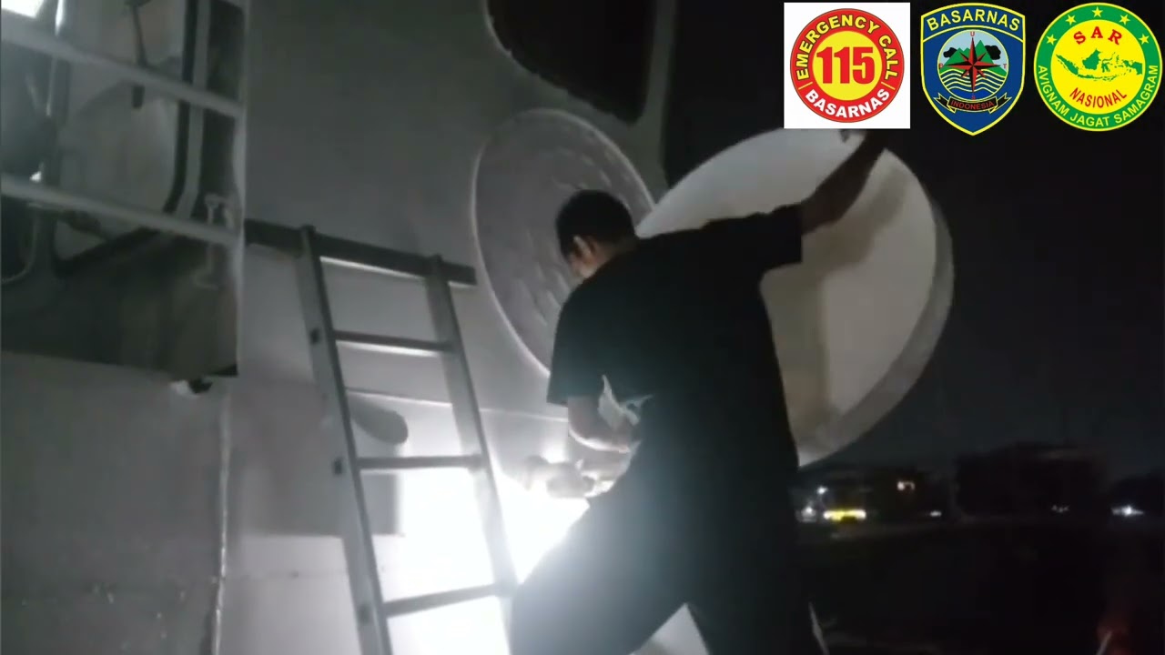 Pembuatan Logo Akrilik Basarnas #shortvideo #basarnas #ship #viral #viralvideo #youtubeshorts