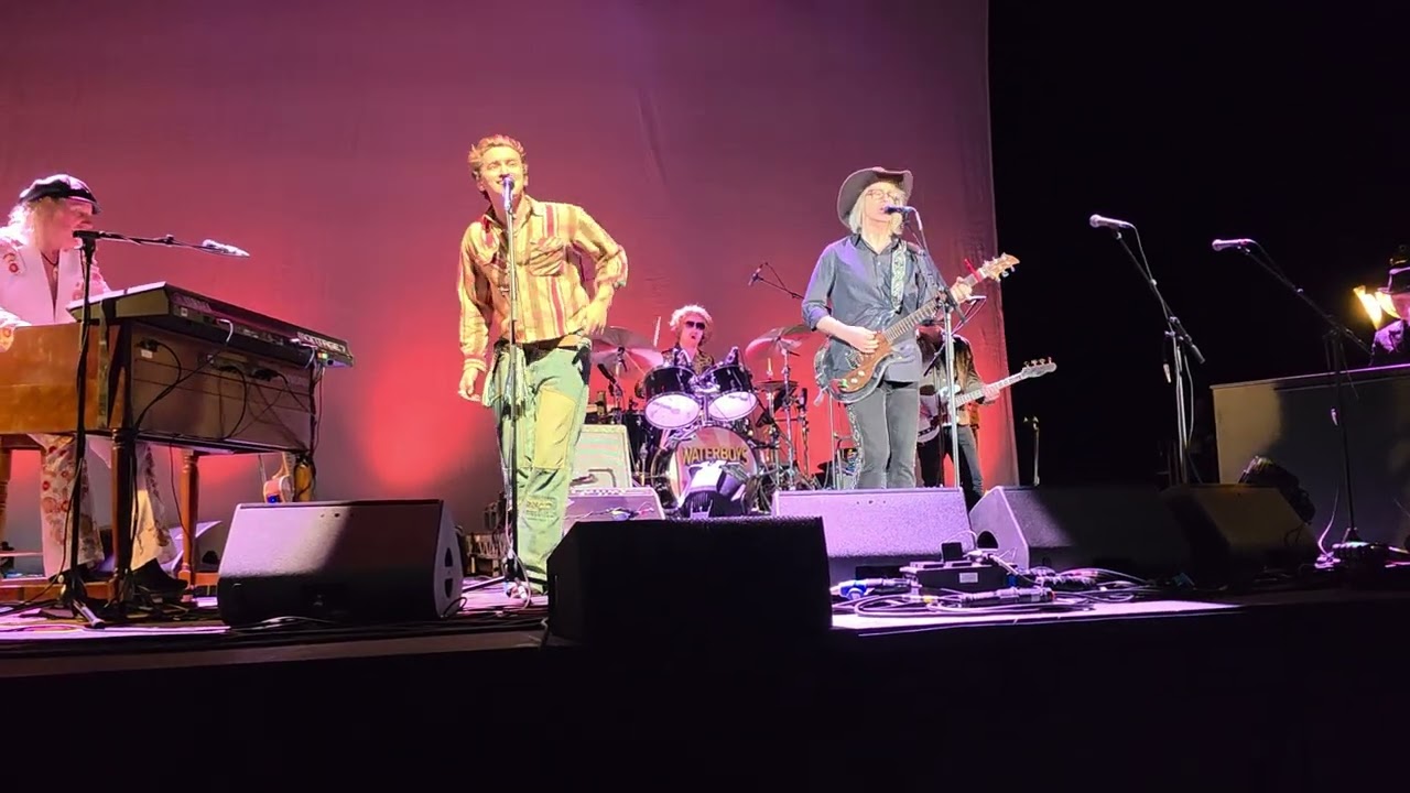 The Waterboys with Barny Fletcher 