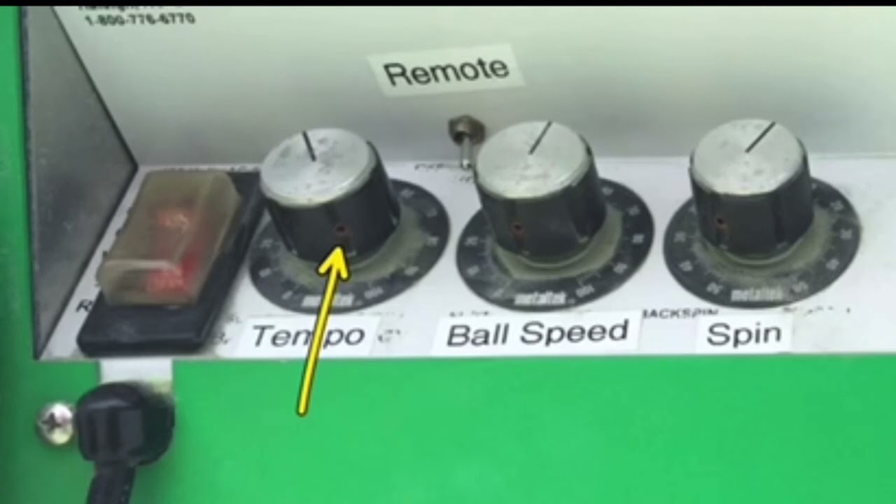 Playmate Programmable Ball Machine