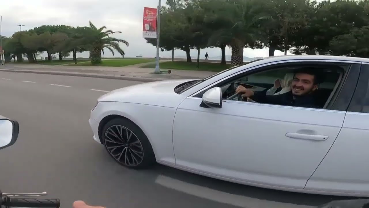 TÜRKİYEDE POLİSTEN KAÇAN MOTORCULAR!