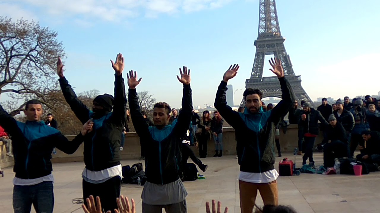 Paris street dance in front of Eiffel tower || Best street dance show