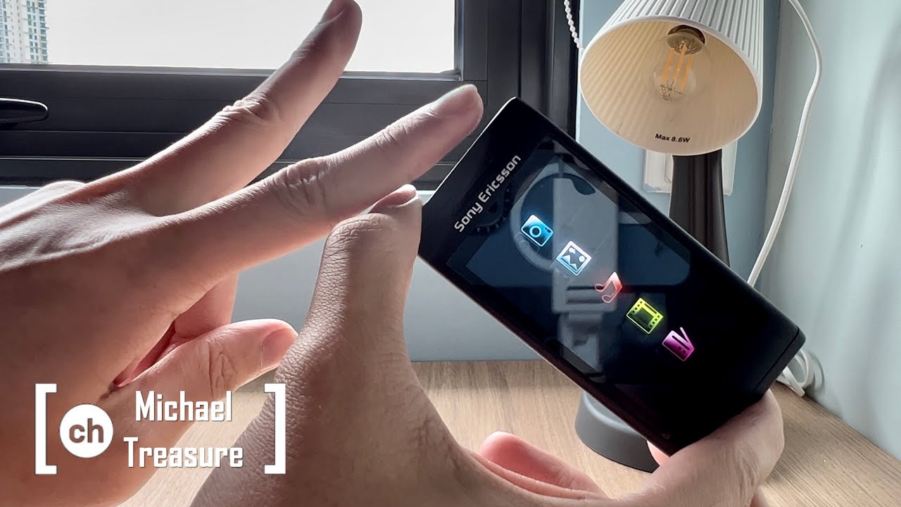 [UNBOXING] Sony Ericsson Aino in 2023!