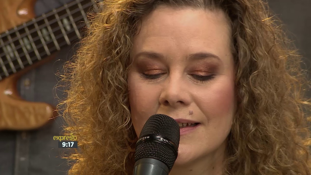 Jazz Vocalist Amanda Tiffin gives an outstanding performance on Expresso Show