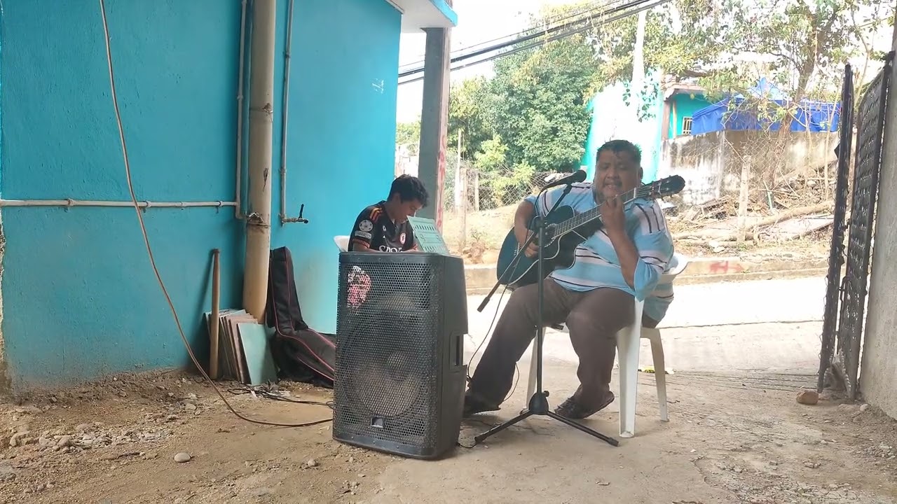 Popurr&iacute; - Iv&aacute;n HeGo en Cozoyoapan