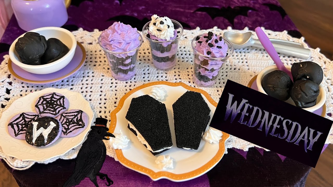 DIY Wednesday Addams Inspired Treats for American Girl Dolls ! 🐦‍⬛