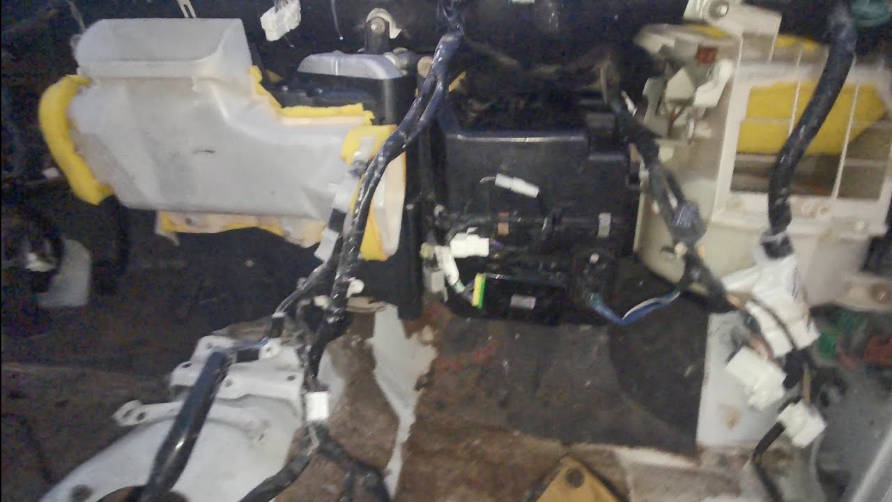 #Hilux_Renovation_Project Установка холодильника и вентилятора