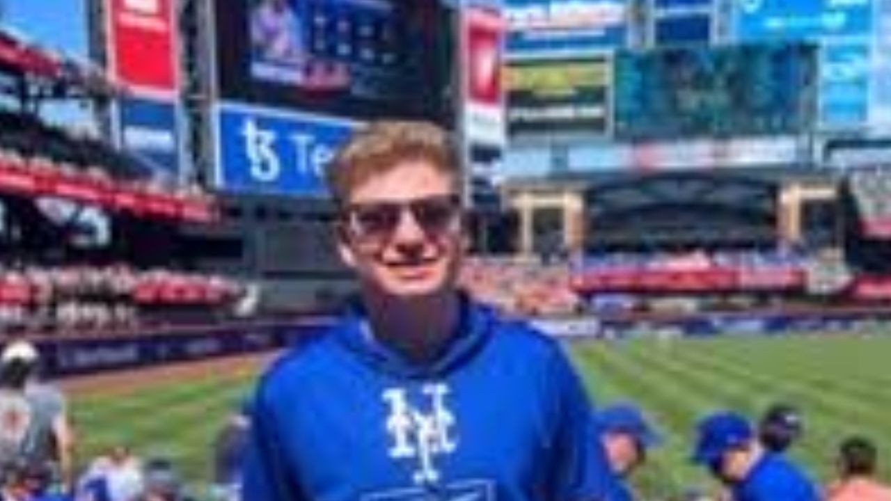 Awful Announcing Writer Sam Neumann insight on state of Sports Media