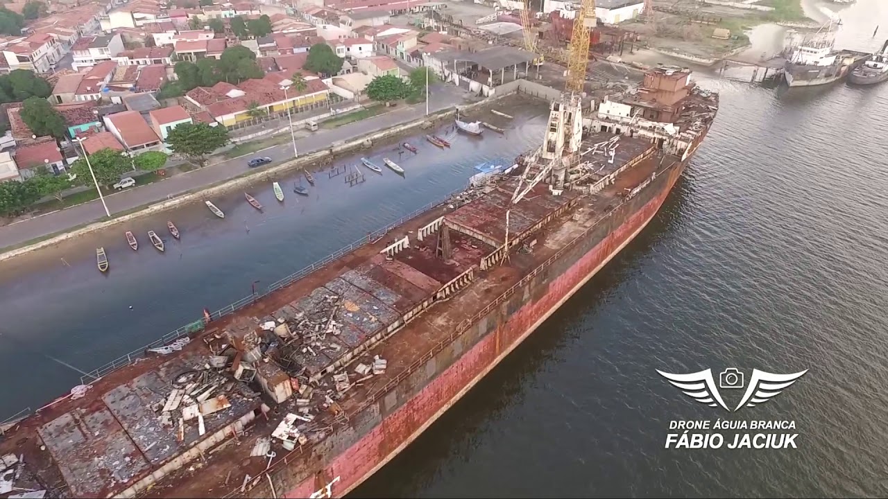 DRONE | O NAVIO FANTASMA | Voando de Aracaju até o mun. da Barra dos Coqueiros | Dji Phantom 3 ADV