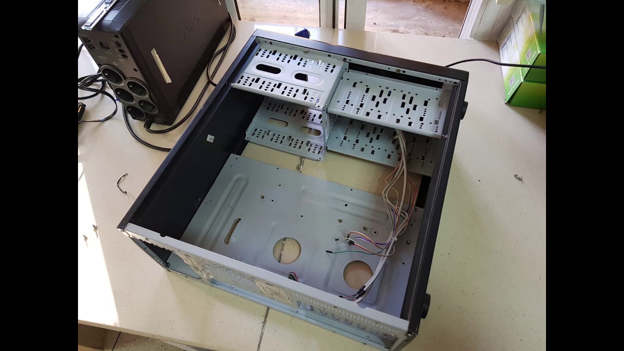 Práctica taller, desmontar y montar un equipo.