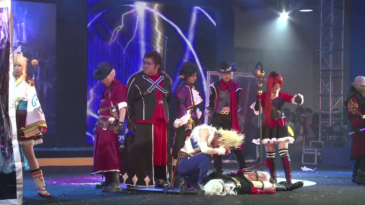 Cosplay fans suit up for Chinese animation event