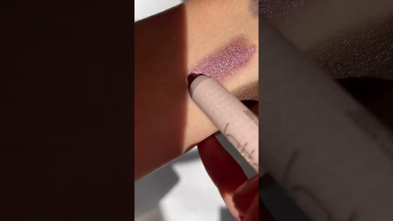 Представляем вам Latte Beauty Equilibrium, кремовые, водостойкие тени-карандаш в семи оттенках ✨