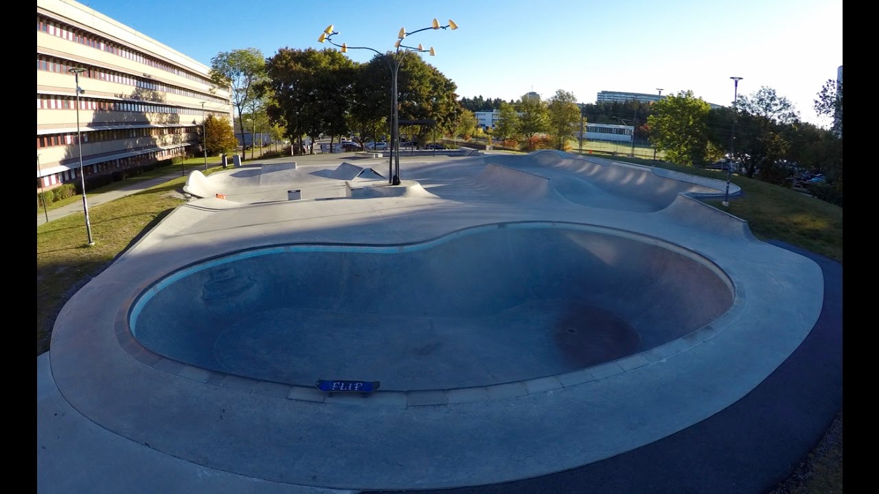 &Aring;va Skatepark T&auml;by har Sveriges b&auml;sta pool