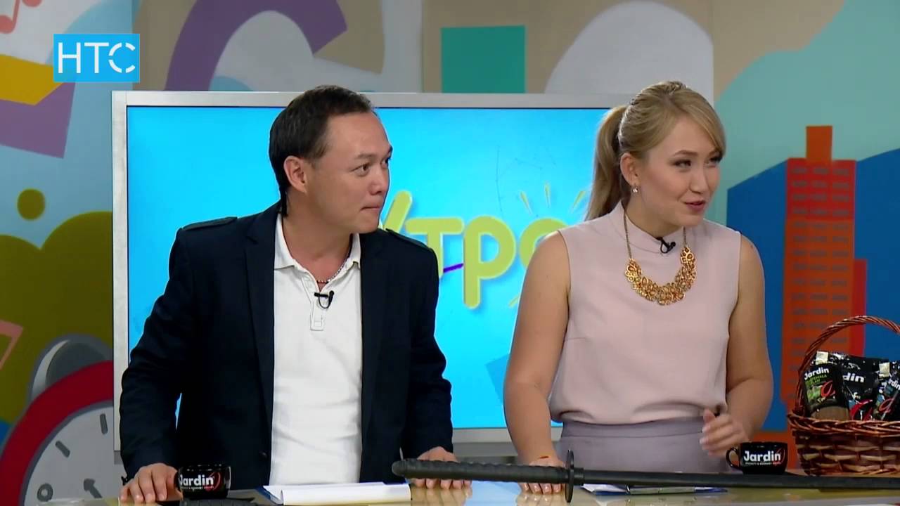 Президент федерации Айкидо Гульмиза и Александр Хабидулин  / УтроLive / 14.09.2016 / НТС