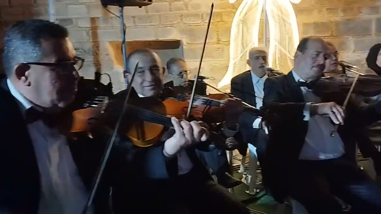 مجموعة الحصري للموسيقى العربية بالقيروان أغنية كلمني يا ورد أداء المجموعة 